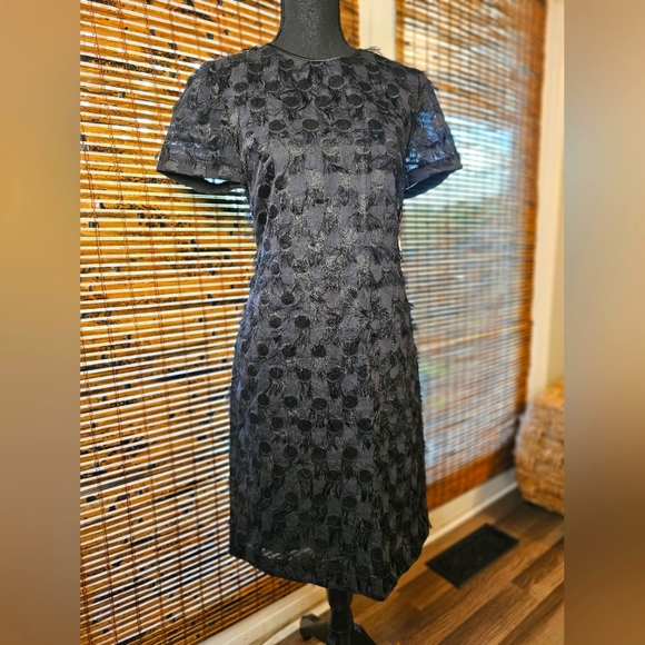 Banana Republic Dresses & Skirts - Banana Republic Black Textured Midi Dress